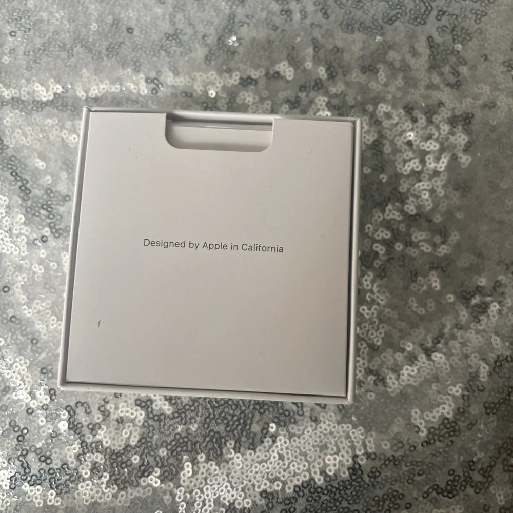 Apple Wireless Earbuds with Charging Case - White